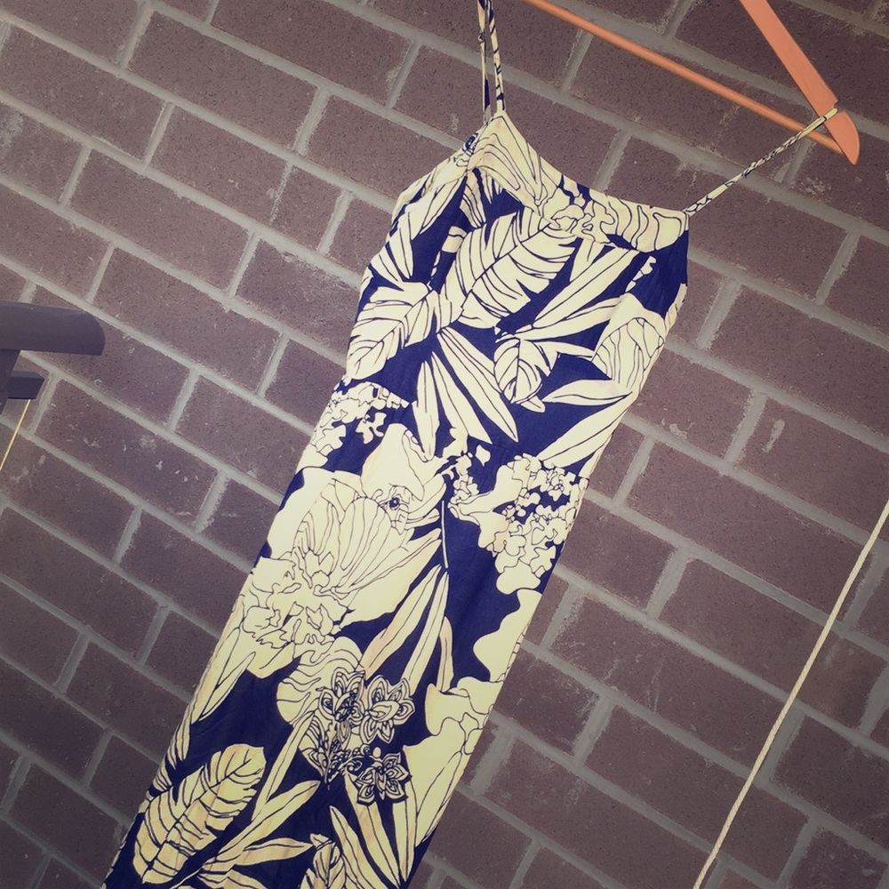 SOLD Totem blue & beige tropical maxi size small